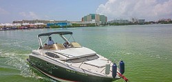 renta de yate para 8 personas  en cancun