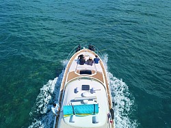 Mayan Travel Tours Renta de Yates en Cancun Excursiones en Yate Paseos en Barco Alquiler de Embarcaciones de Lujo Viajes en Yate Tours Marítimos en Cancun Yates Privados en Cancun Charters de Yates Alquiler de Barcos Flota de Yates Experiencias en Yate de Mayan Travel Tours Navegación de Lujo Tours Personalizados en Yate Aventuras Acuáticas en Cancun Yates de Lujo en Cancun Tours de Pesca en Yate Viajes de Snorkel en Yate Eventos Especiales en Yate Bodas en Yate Celebraciones en Barco Almuerzos y Cenas en Yate Tarifas de Alquiler de Yates Reserva de Yates Tarifas y Disponibilidad de Embarcaciones Fotos de Yates de Mayan Travel Tours Yate de Lujo con Tripulación Viajes Turísticos en Barco Opiniones de Clientes de Mayan Travel Tours Reseñas de Excursiones en Yate