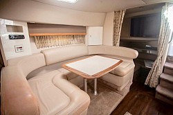 hermoso yate de lujo Yate Navegación Alquiler de yates Experiencia en el mar Viaje de lujo Playa Océano Agua cristalina Destino de playa Fin de semana en el mar Viaje económico Turismo costero  Aventura marina Excursión acuática Escapada de fin de semana Lujo asequible Destinos turísticos en la costa Experiencias de agua Navegando en el Caribe Vacaciones en el mar Mayan Travel Tours Renta de Yates en Cancun Excursiones en Yate Paseos en Barco Alquiler de Embarcaciones de Lujo Viajes en Yate Tours Marítimos en Cancun Yates Privados en Cancun Charters de Yates Alquiler de Barcos Flota de Yates Experiencias en Yate de Mayan Travel Tours Navegación de Lujo Tours Personalizados en Yate Aventuras Acuáticas en Cancun Yates de Lujo en Cancun Tours de Pesca en Yate Viajes de Snorkel en Yate Eventos Especiales en Yate Bodas en Yate Celebraciones en Barco Almuerzos y Cenas en Yate Tarifas de Alquiler de Yates Reserva de Yates Tarifas y Disponibilidad de Embarcaciones Fotos de Yates de Mayan Travel Tours Yate de Lujo con Tripulación Viajes Turísticos en Barco Opiniones de Clientes de Mayan Travel Tours Reseñas de Excursiones en Yate  Capitán, Marinero, Hielera, Hielos, Aguas, Refrescos, Cervezas, Snorkel, Dj, Dron, Fotografía, Video, Sky, Música, Luces Fiesta, Bar, Alimentos, Pesca, Decoración Temática