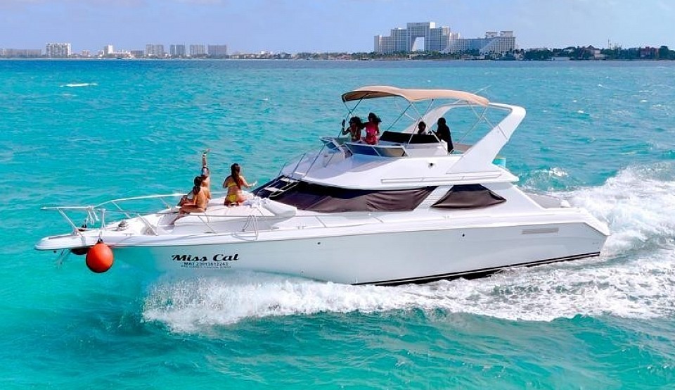 YATE YACHT MISS CAT SEA RAY YACHT FLY BRIDGE 2 PISOS GRANDE LUJOSO HUGE LUXURY  FOR PARA 15 PERSONAS MEDIDAS SIZE 46 FOOT FT PIES