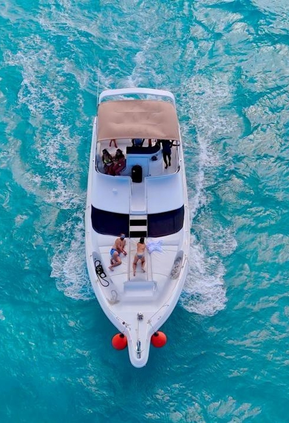 YATE YACHT MISS CAT SEA RAY YACHT FLY BRIDGE 2 PISOS GRANDE LUJOSO HUGE LUXURY  FOR PARA 15 PERSONAS MEDIDAS SIZE 46 FOOT FT PIES