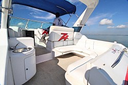 Blue eyes yate yacht 34 pies 8 pax