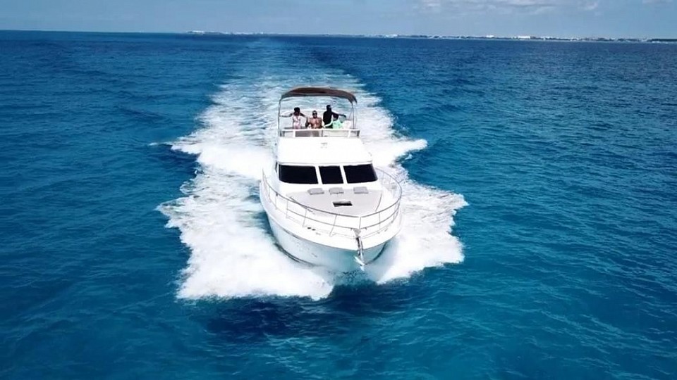 University yate 15 pax 46 pies cancun yacht 15 passengers 46 45 ft foot cancun quintana roo zona hotelera