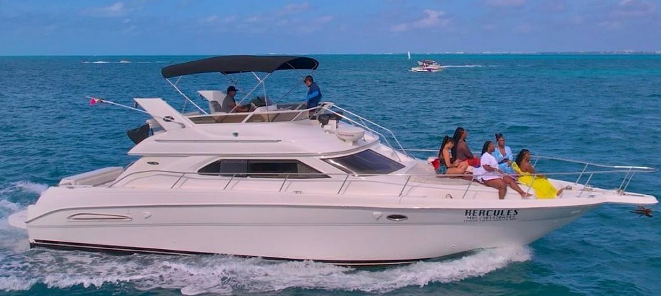 Hercules  yate 15 pax 46 pies cancun yacht 15 passengers 46 45 ft foot cancun quintana roo zona hotelera
