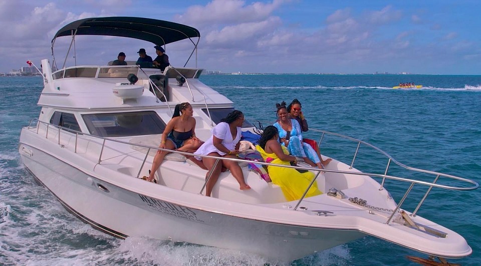 Hercules  yate 15 pax 46 pies cancun yacht 15 passengers 46 45 ft foot cancun quintana roo zona hotelera