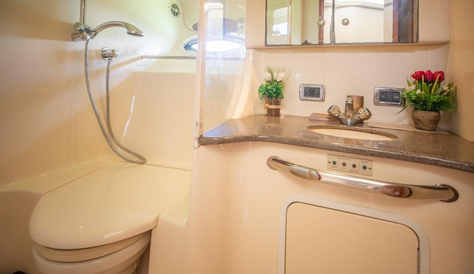 Hercules  yate 15 pax 46 pies cancun yacht 15 passengers 46 45 ft foot cancun quintana roo zona hotelera