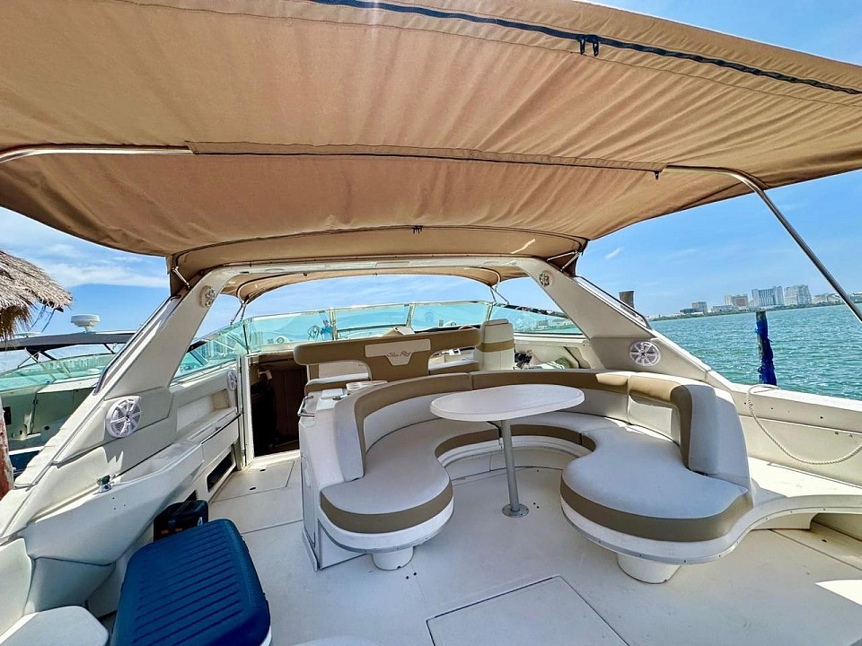 Life is now yate de 50 pies para 17 pax invitados pasajeros. Life is now yacht of 50 ft foot for 17 pax passengers