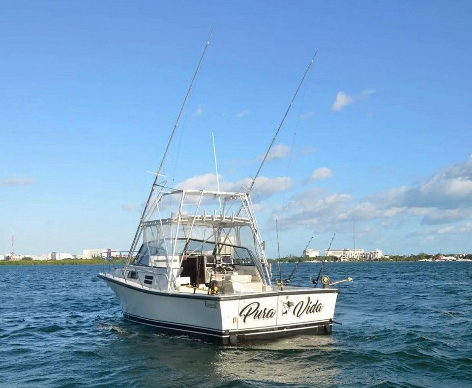 PURA VIDA YATE BARCO DE PESCA FISHING BOAT 36 34 ft foot pies 8 pax passengers invitados pasajeros todo incluido all inclusive
